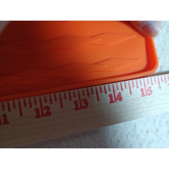 Silicone Griddle Tools Mat – Grill Side Shelf Pad with Drip Tray Heat Resistant - Picture 8 of 11